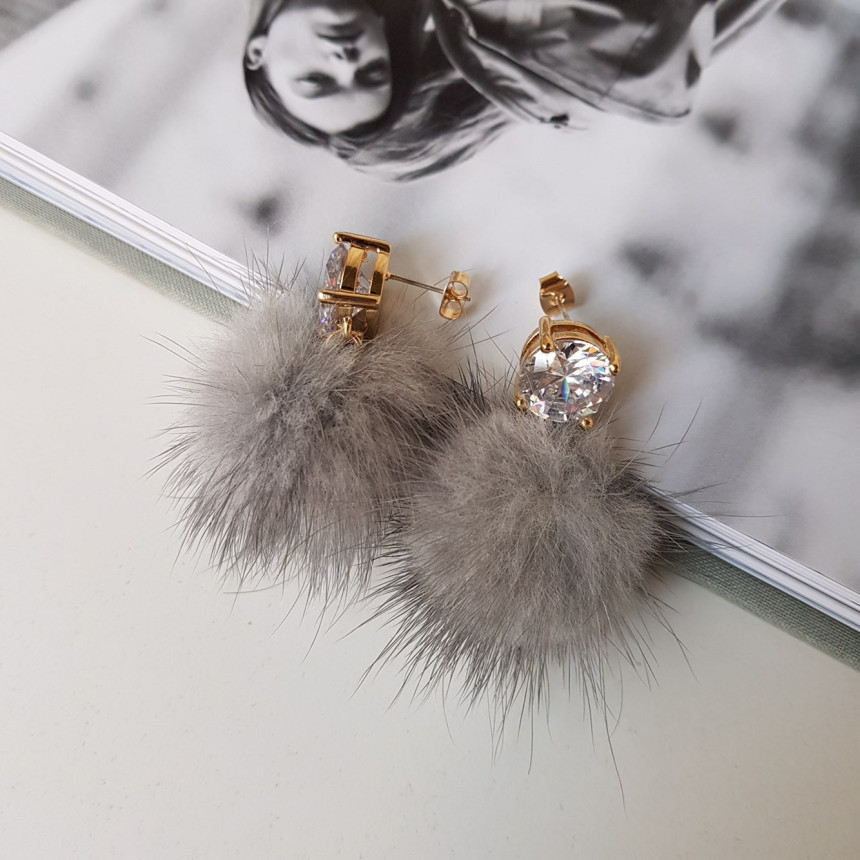 Cubic ball mink earrings Minimal cuticle coordinat