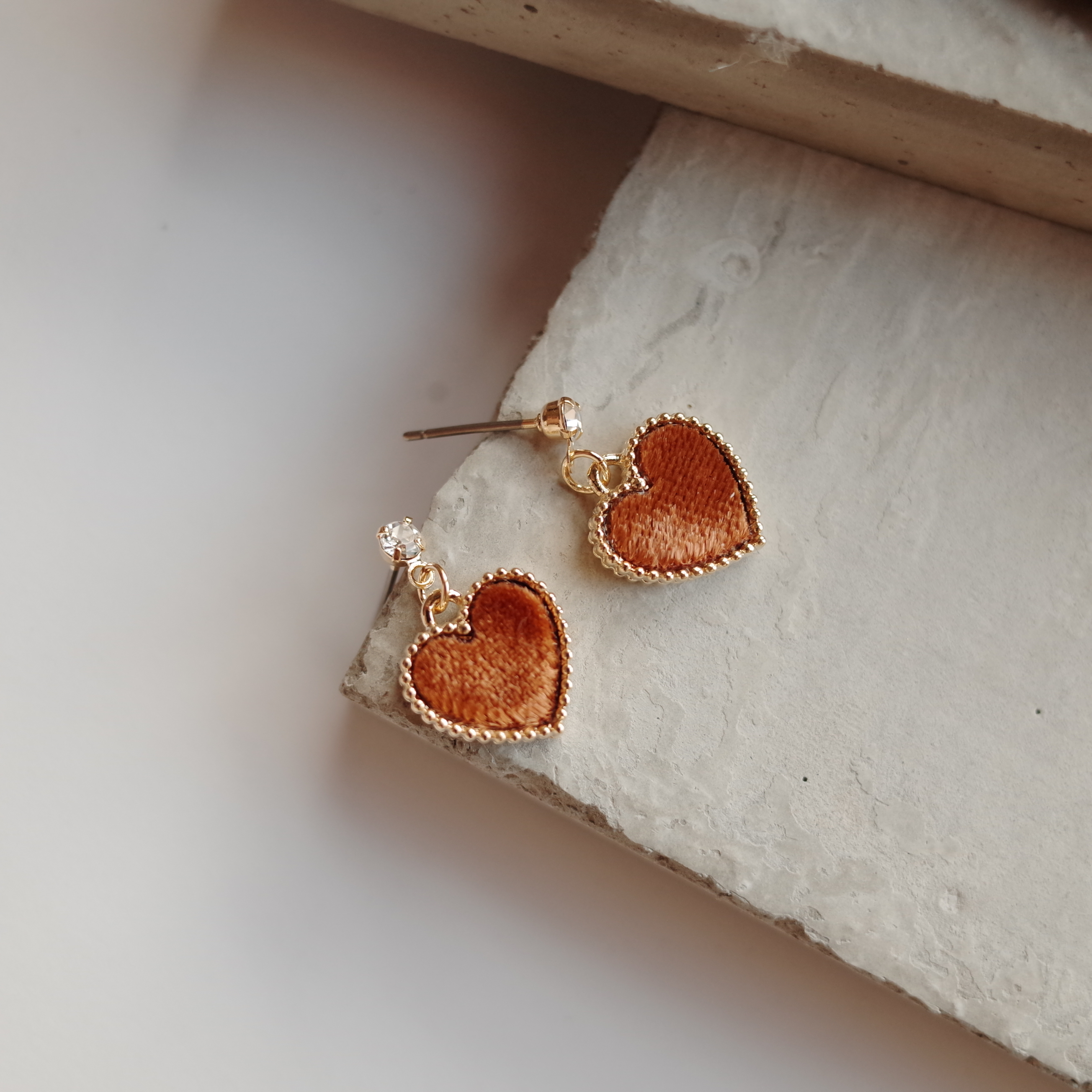 6colors Velvet Mini Heart Lovely Earrings Stylish 