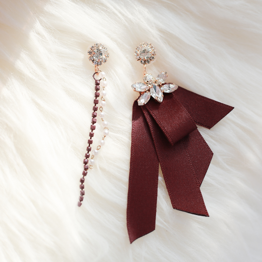 Unboned ribbon unbalanced earrings Unique style bl