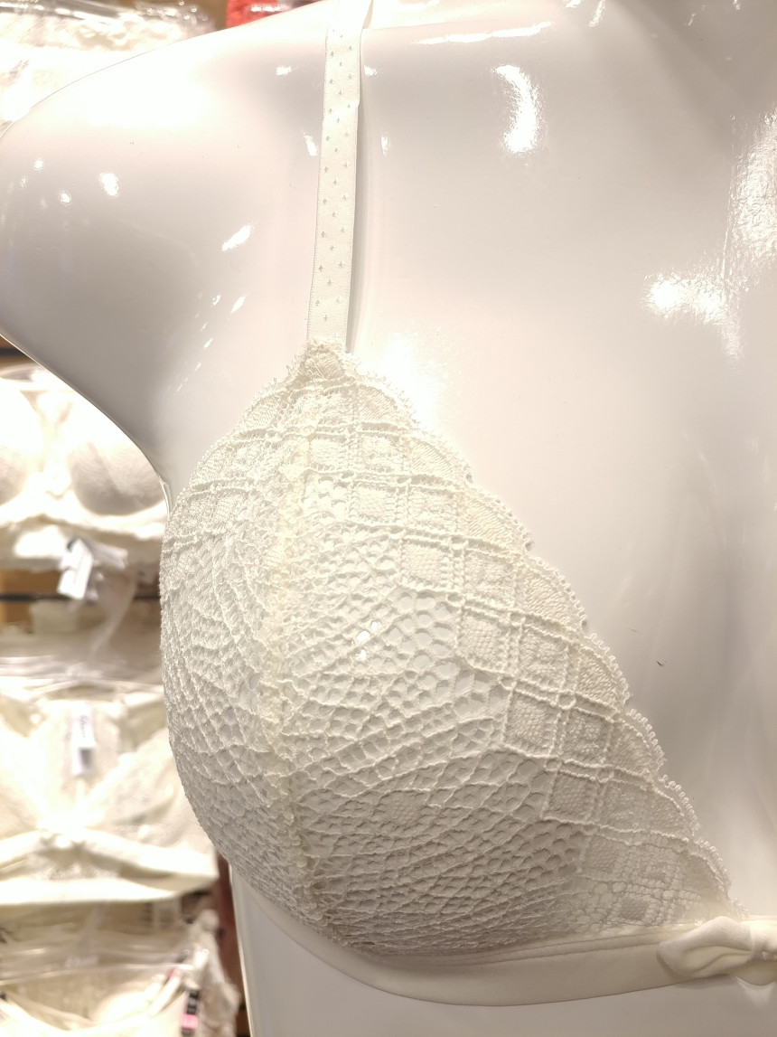 Erotic Lace Noir Bracket 6485775 80 Luxurious Look