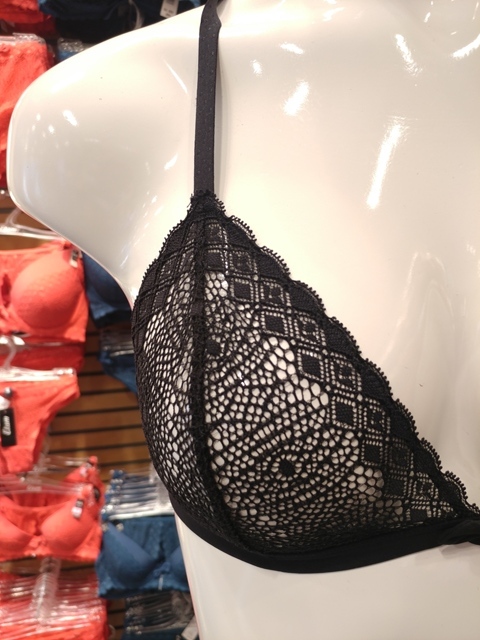 Etam Black Lace No Wire Bracket 6485775 05 Lovely 