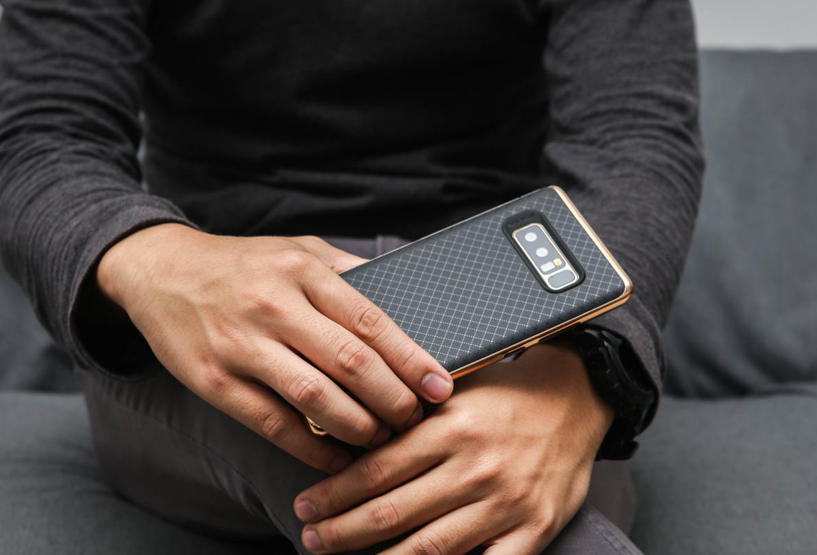 <b><p>Galaxy Note Case Bumper 5trip FE Sleeve 3</p></b><b><p>ギャラクシーノート8ケースバンパート5トトFEスリムアップデート3 노트4범퍼케이스</p></b><br /><br /><p align='center'>