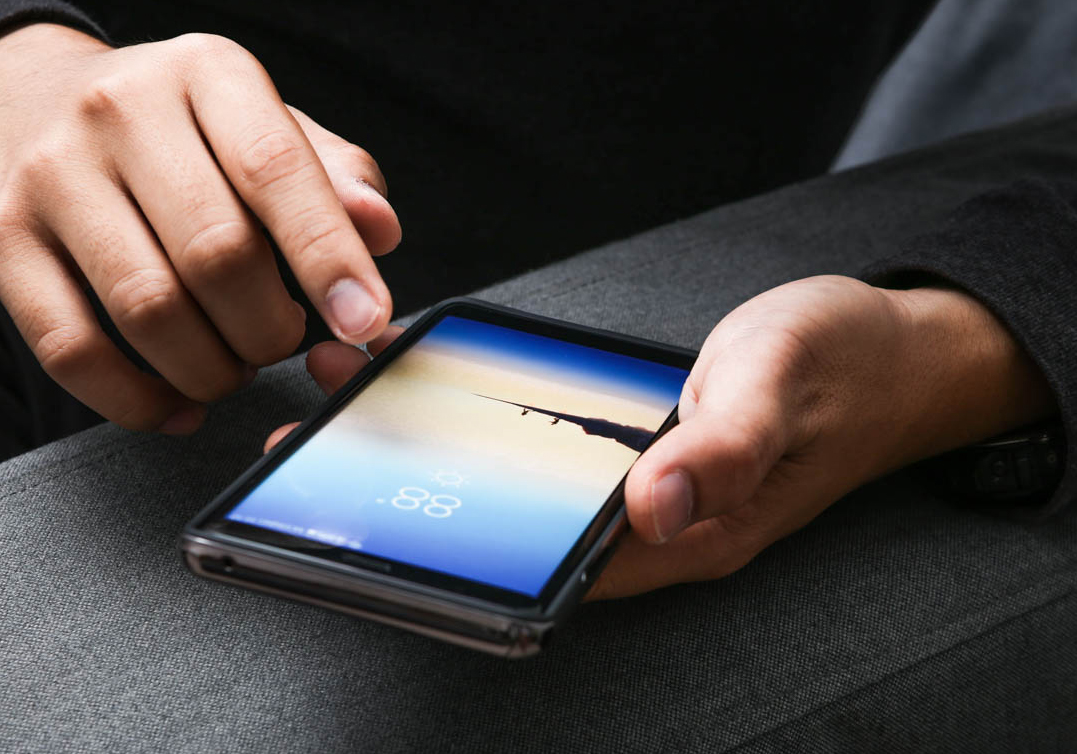 <b><p>Galaxy Note Case Bumper 5trip FE Sleeve 3</p></b><b><p>ギャラクシーノート8ケースバンパート5トトFEスリムアップデート3 노트4범퍼케이스</p></b><br /><br /><p align='center'>