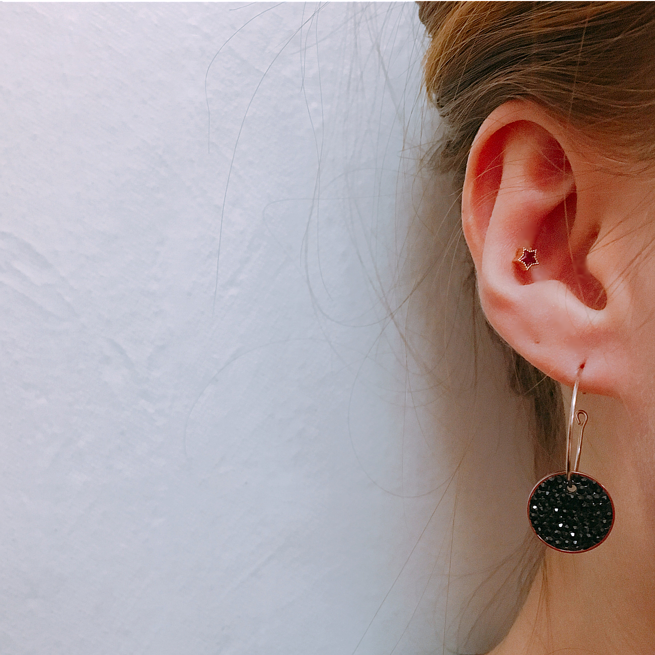 Luce Surge Black Stone Earrings LKJ0893 Date Look 