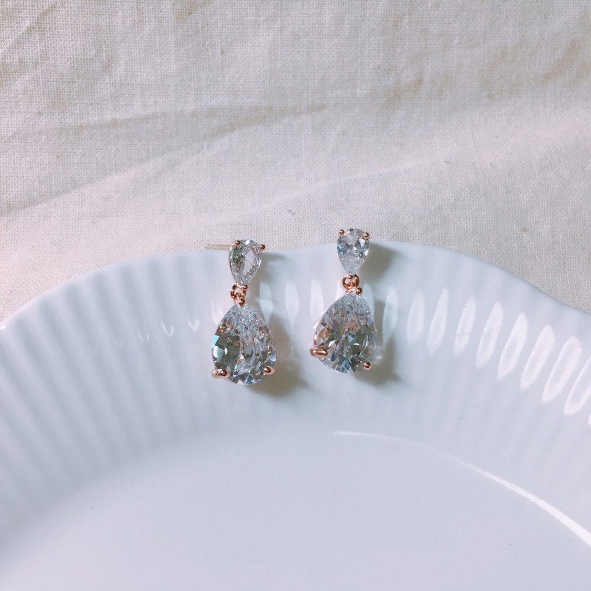 Luce Sweet Earrings LKJ0929 Date Look Stylish Wome