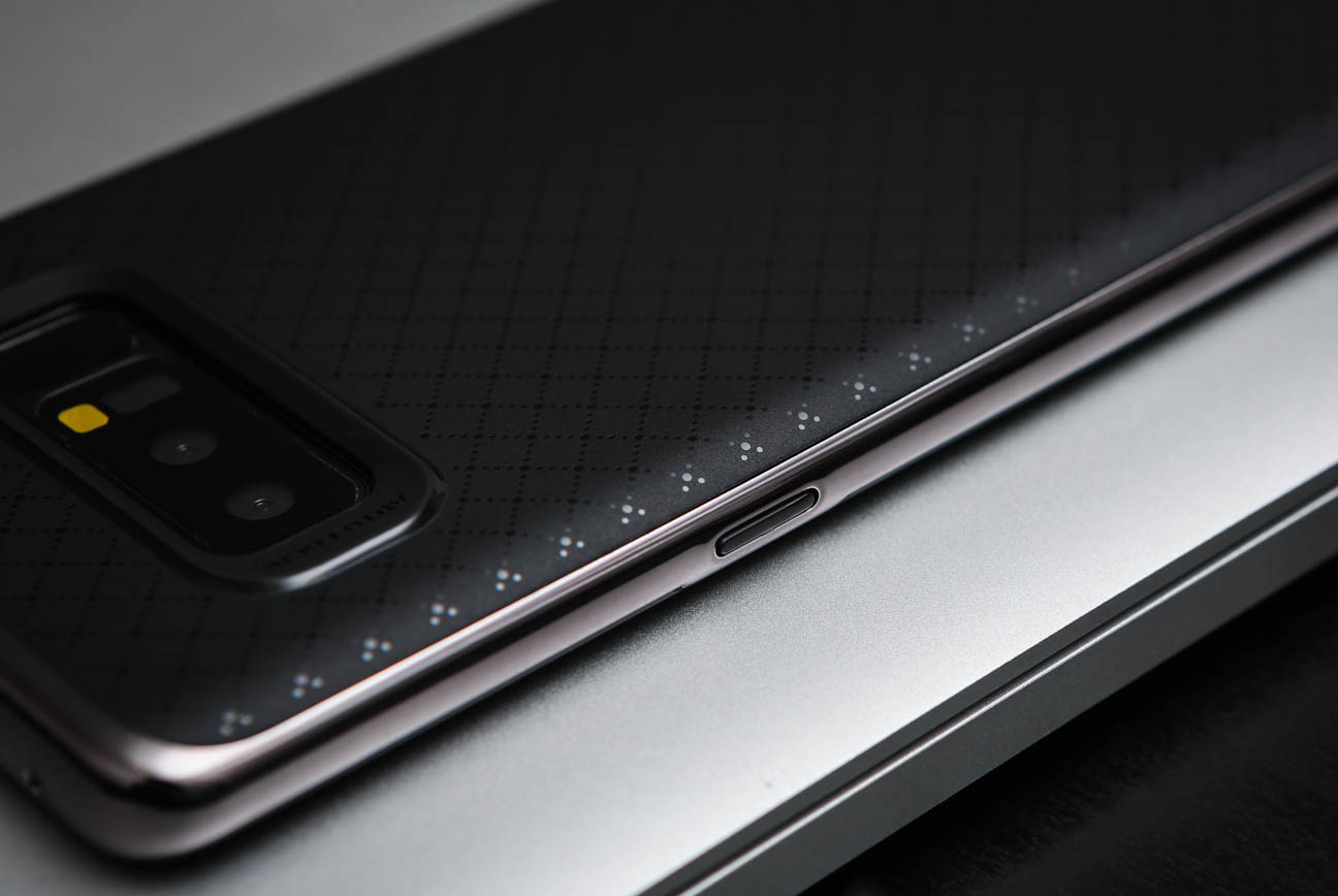 <b><p>Galaxy Note Case Bumper 5trip FE Sleeve 3</p></b><b><p>ギャラクシーノート8ケースバンパート5トトFEスリムアップデート3 노트4범퍼케이스</p></b><br /><br /><p align='center'>