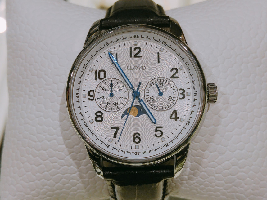 <b><p>Lloyd Moon Phase leather For men cck LL1M15903</p></b><b><p>ロイド ムーンフェイズ レザー 男性用 時計 LL1M15903</p></b><br /><br /><p align='center'>