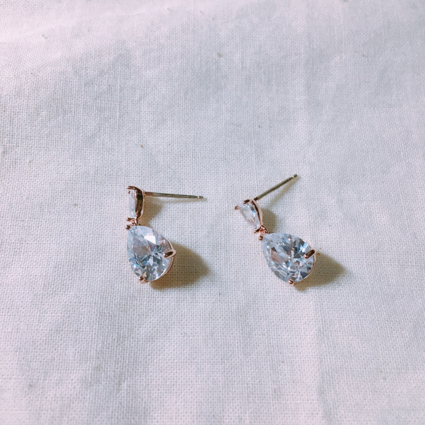 Luce Sweet Earrings LKJ0929 Date Look Stylish Wome