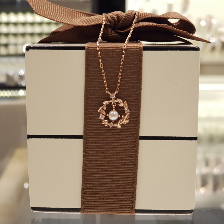 Lloyd Mystlet Birthstone Necklace LNN17211 Lovely 