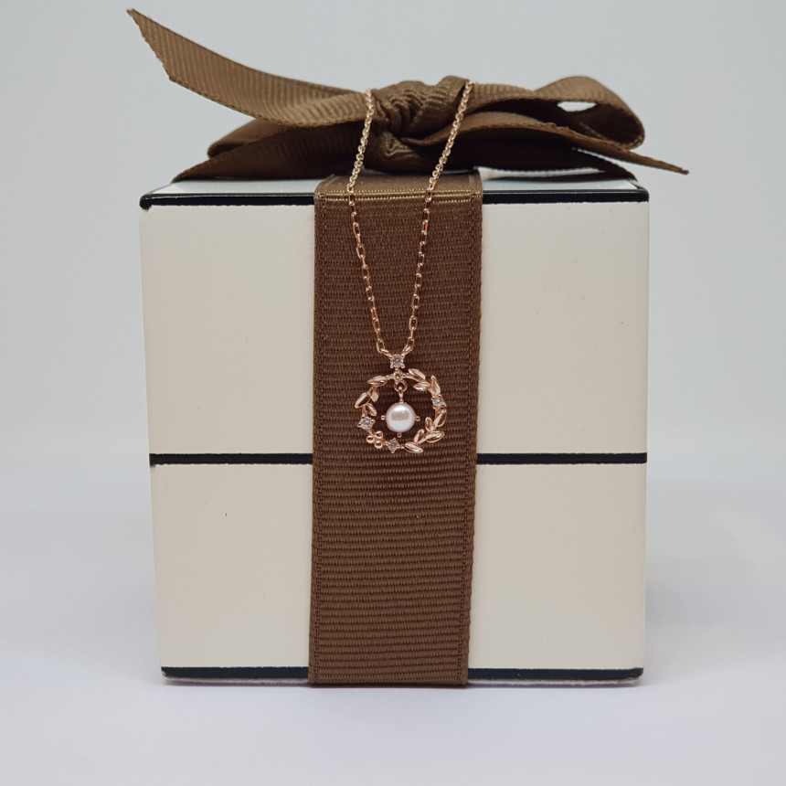 Lloyd Mystlet Birthstone Necklace LNN17211 Lovely 