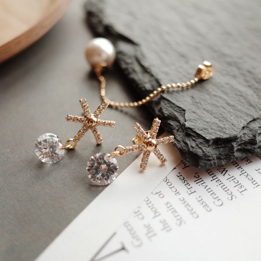 XOXO Merry Christmas Pearl Earrings Stylish Chic U