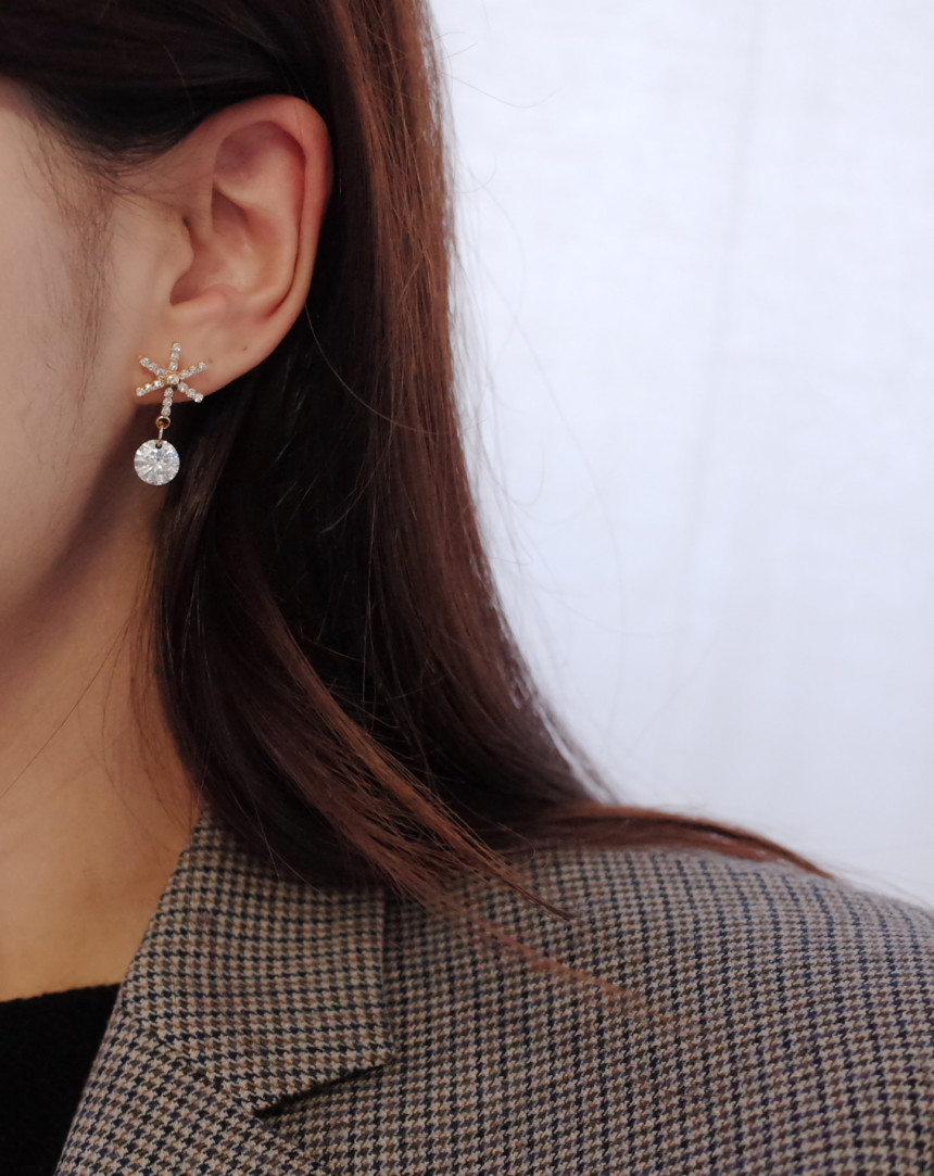 XOXO Merry Christmas Pearl Earrings Stylish Chic U