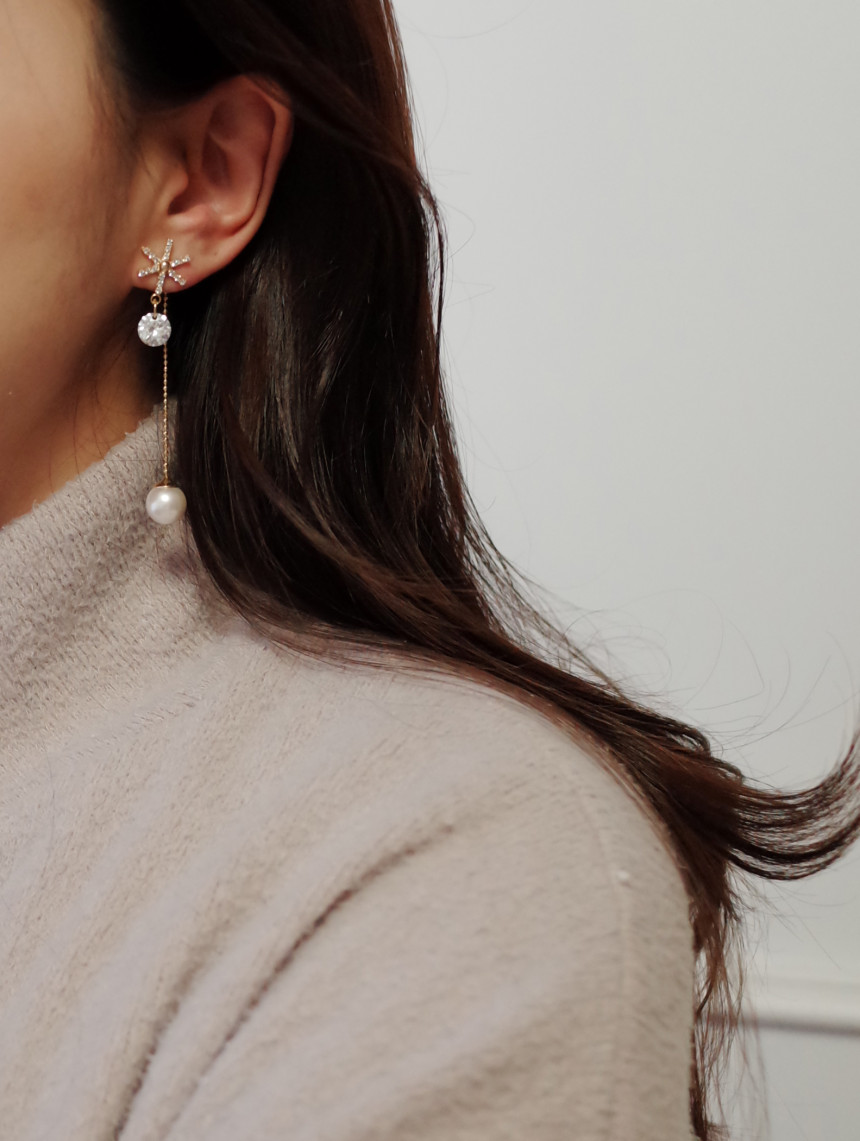 XOXO Merry Christmas Pearl Earrings Stylish Chic U