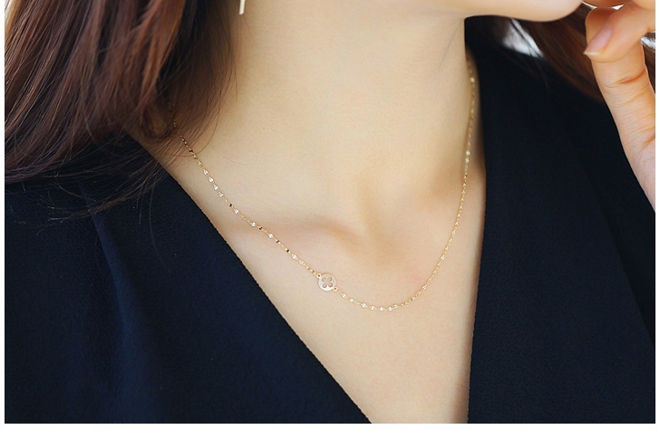 Christmas gift gold necklace women in their 20s 14