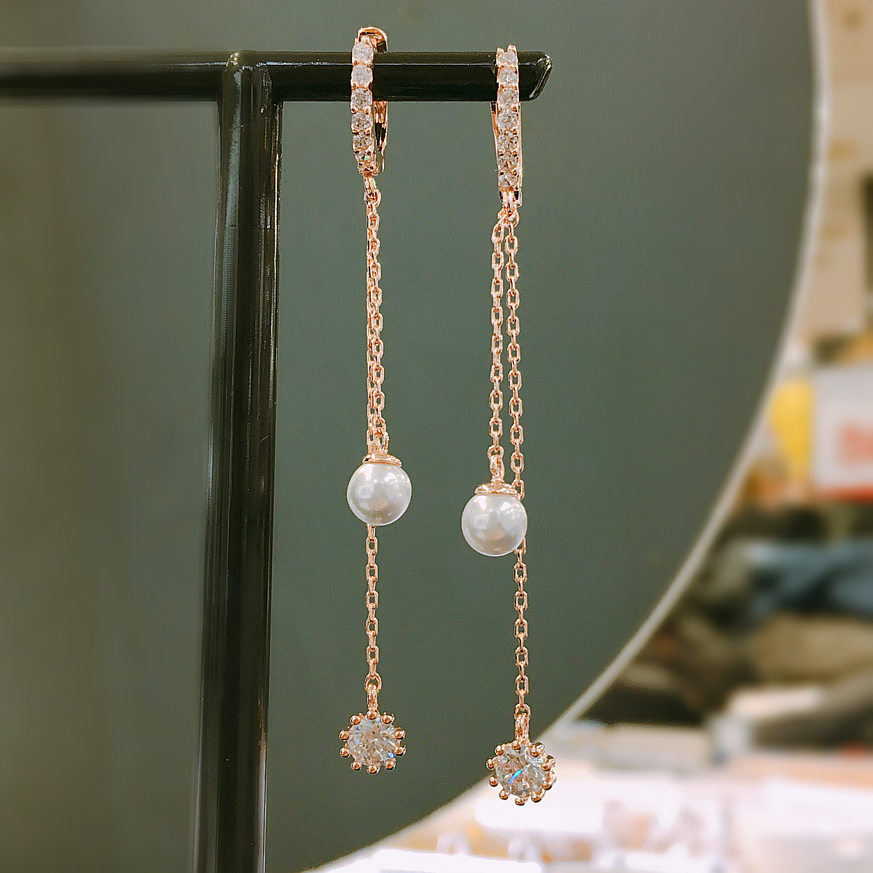 Luke Rachel earrings LKJ0936 Date Look Stylish Lov