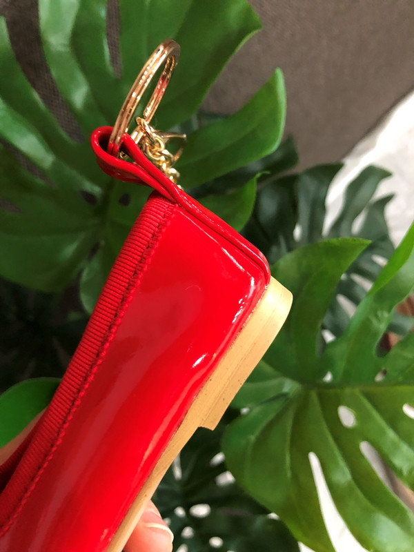 Flat Shoes Keyring Classic Key Holder Easy gift Vi