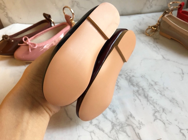 Flat Shoes Keyring Classic Key Holder Easy gift Vi