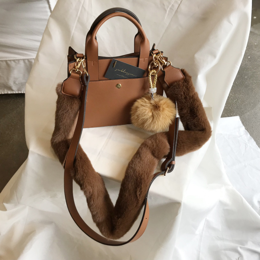 High Quality Cubic Mink Keyring 4COL Real Holder P