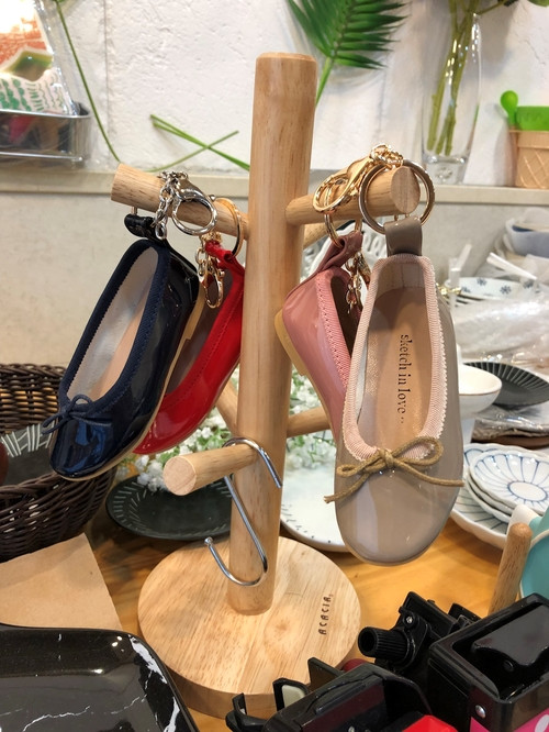 Flat Shoes Keyring Classic Key Holder Easy gift Vi
