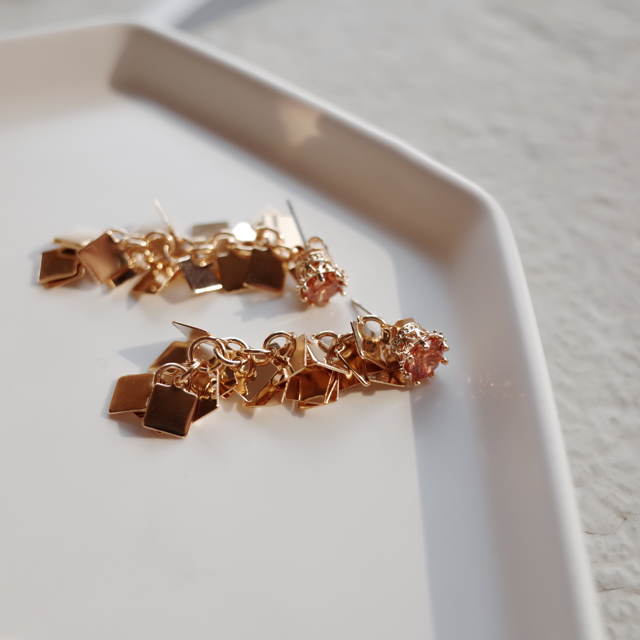 NO.51 Edge Chalang Swall Color Cubic Drop Earrings