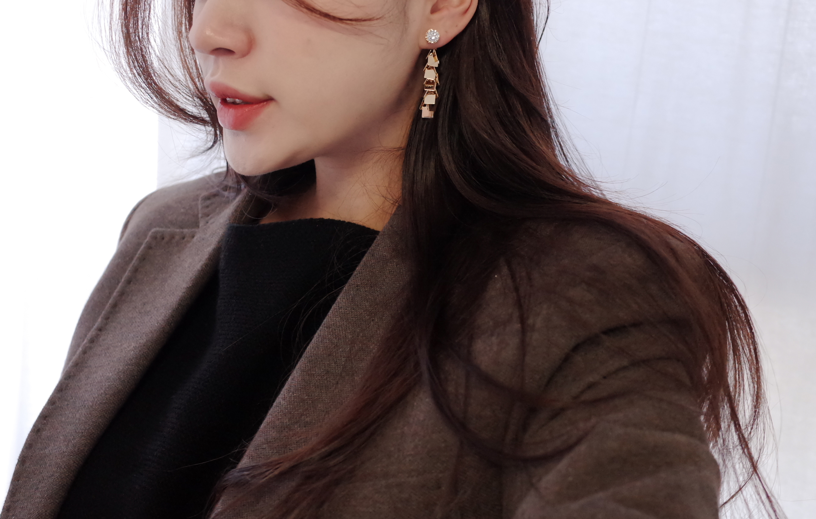 NO.51 Edge Chalang Swall Color Cubic Drop Earrings