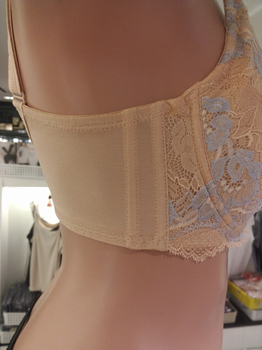 Triumph Big Beige Calibration Bra TWB1235