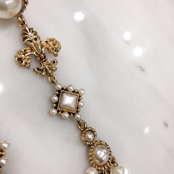 Gold Pearl Pearl Earrings Gorgeous Mood A Day with