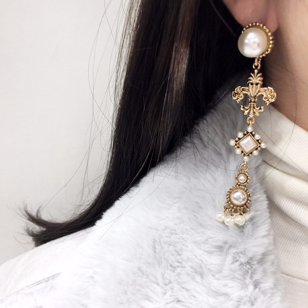 Gold Pearl Pearl Earrings Gorgeous Mood A Day with