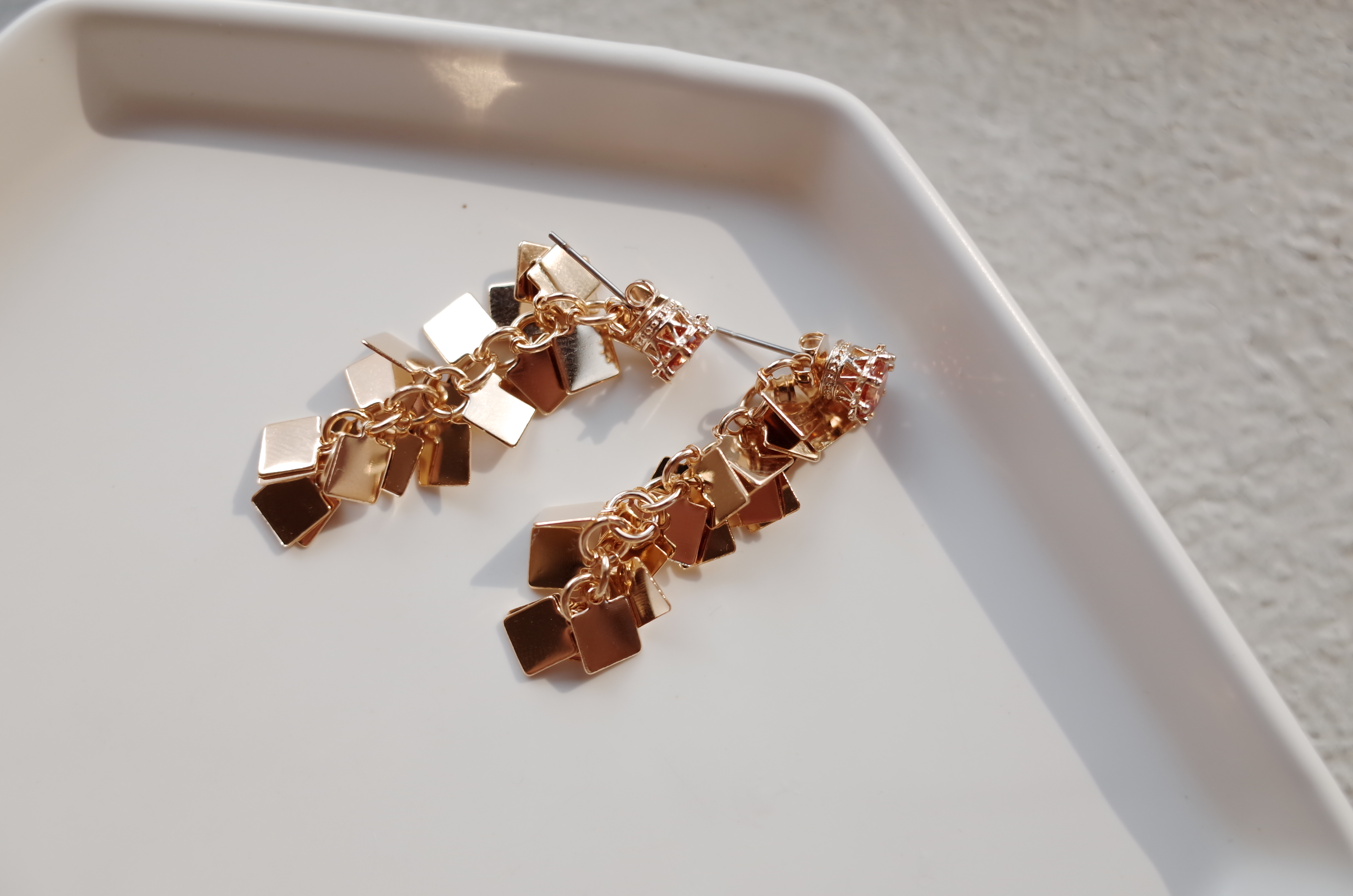 NO.51 Edge Chalang Swall Color Cubic Drop Earrings