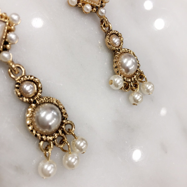 Gold Pearl Pearl Earrings Gorgeous Mood A Day with