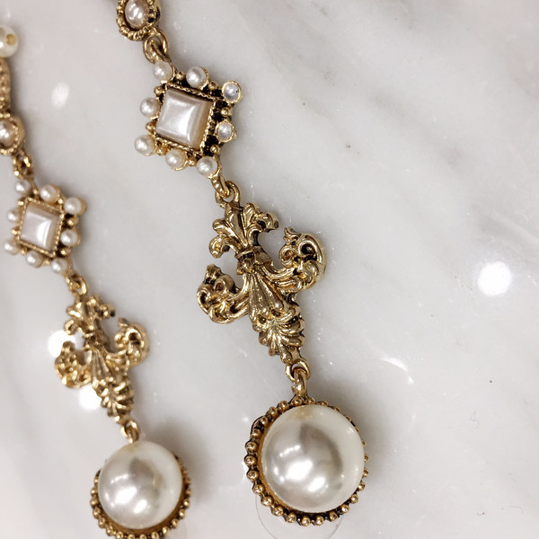 Gold Pearl Pearl Earrings Gorgeous Mood A Day with