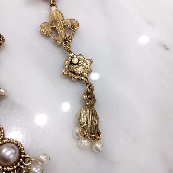 Gold Pearl Pearl Earrings Gorgeous Mood A Day with