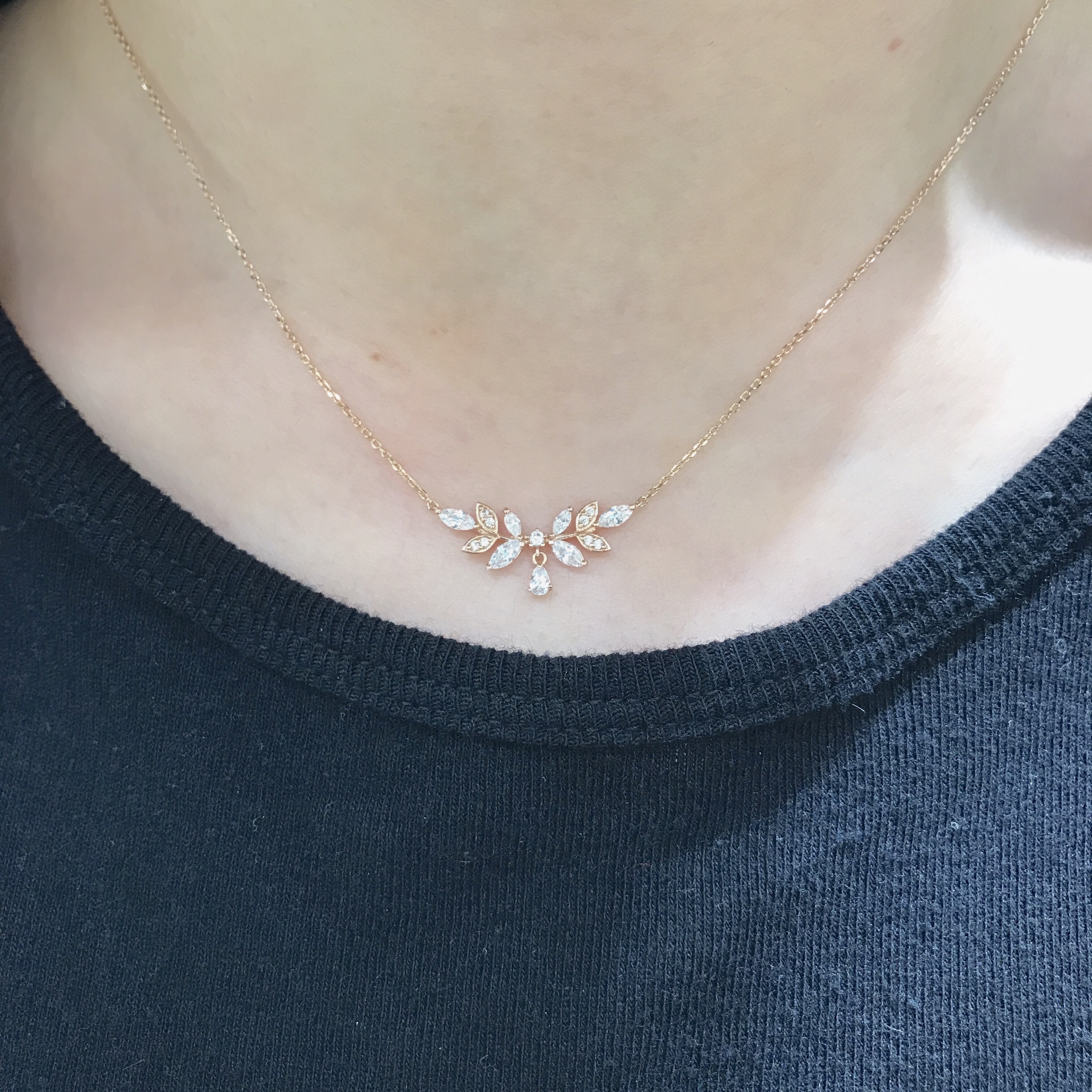 Lloyd Angel Swing Necklace LNN17214G Daily coordin