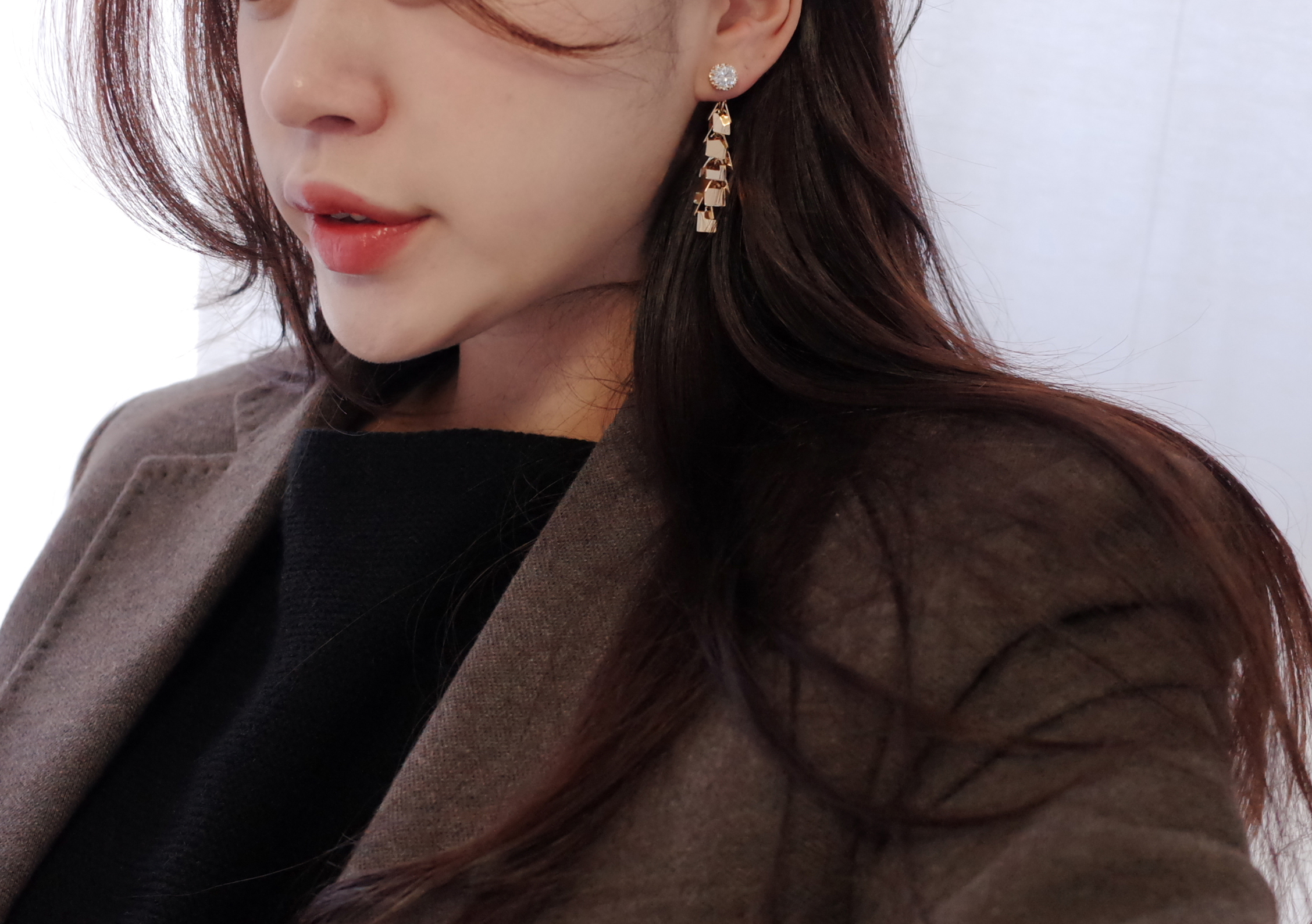 NO.51 Edge Chalang Swall Color Cubic Drop Earrings