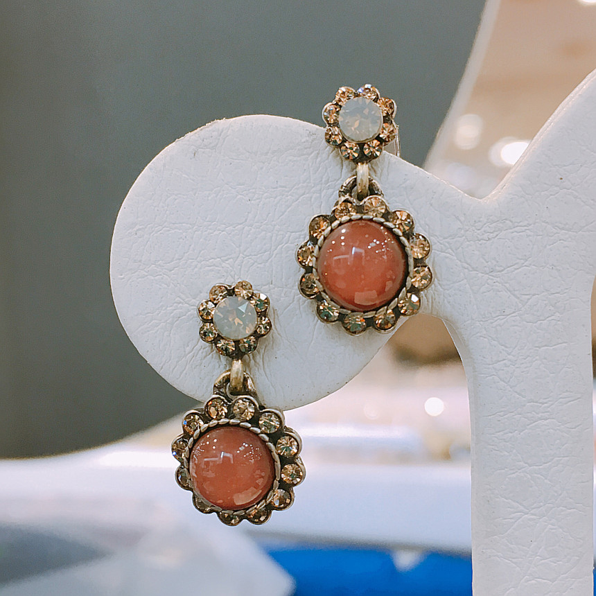 Lucille Cat's Eye Cocoa Earrings LKJ0919 Date L