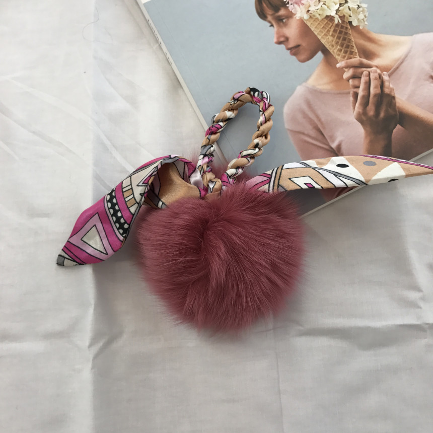 Twilight Fox Drop Foam Foam Keyring Women's Bag