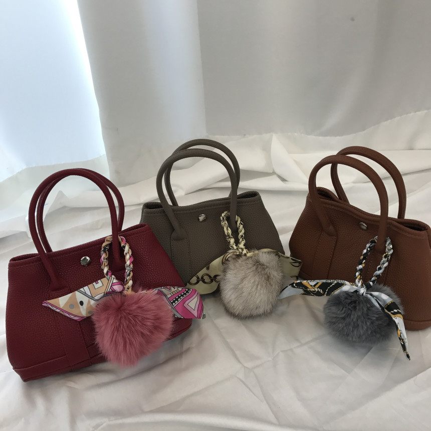 Twilight Fox Drop Foam Foam Keyring Women's Bag