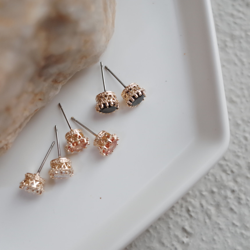 NO.54 3SET Swarovski color basic earrings Stylish 