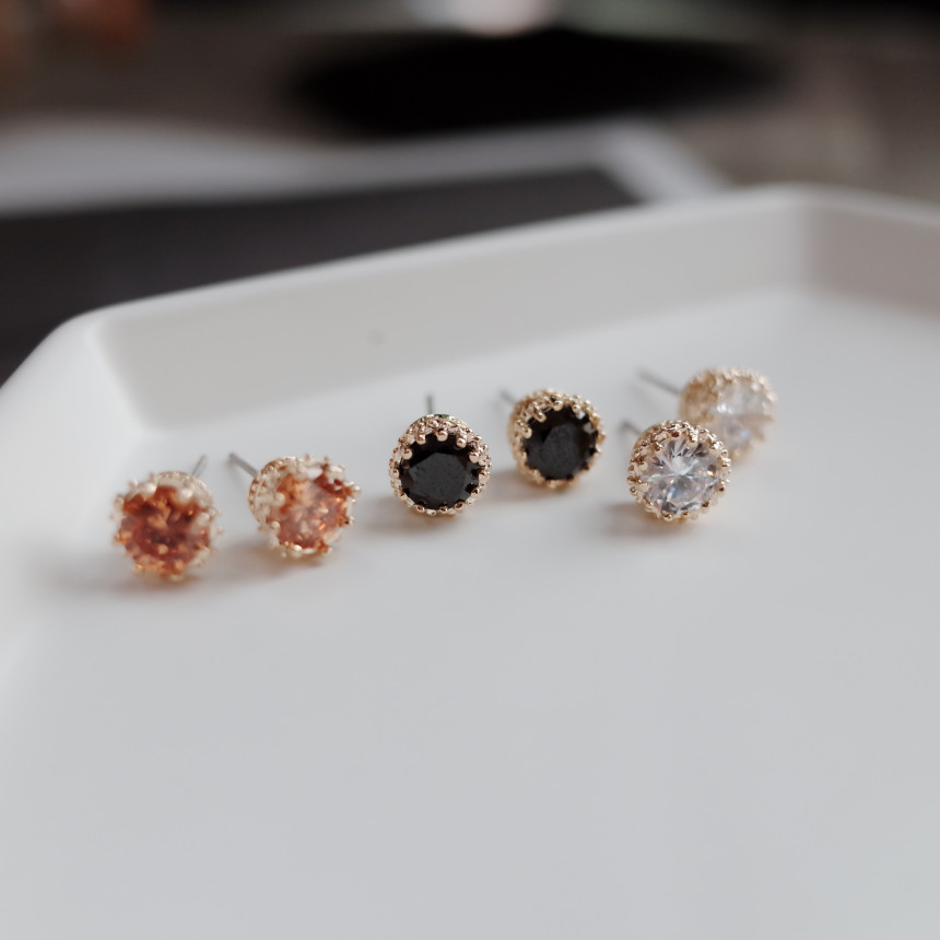 NO.54 3SET Swarovski color basic earrings Stylish 