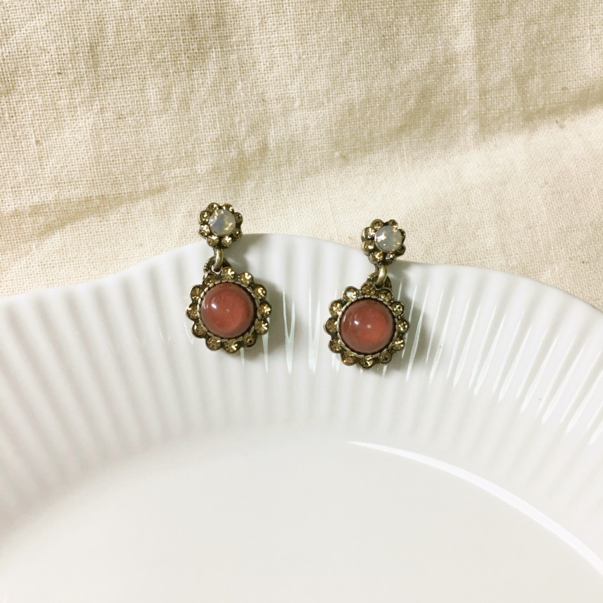 Lucille Cat's Eye Cocoa Earrings LKJ0919 Date L