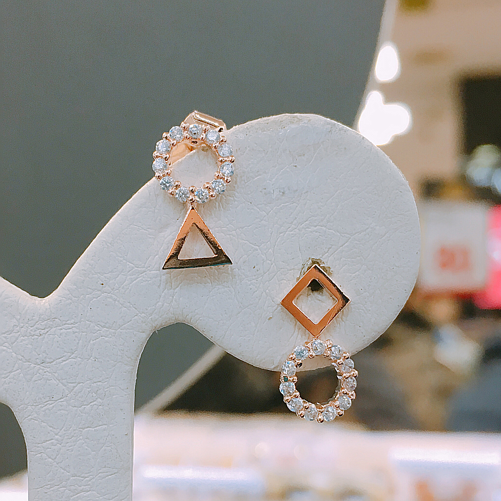 Luke Coco Earrings LKJ0930 Date Look Stylish Lovel