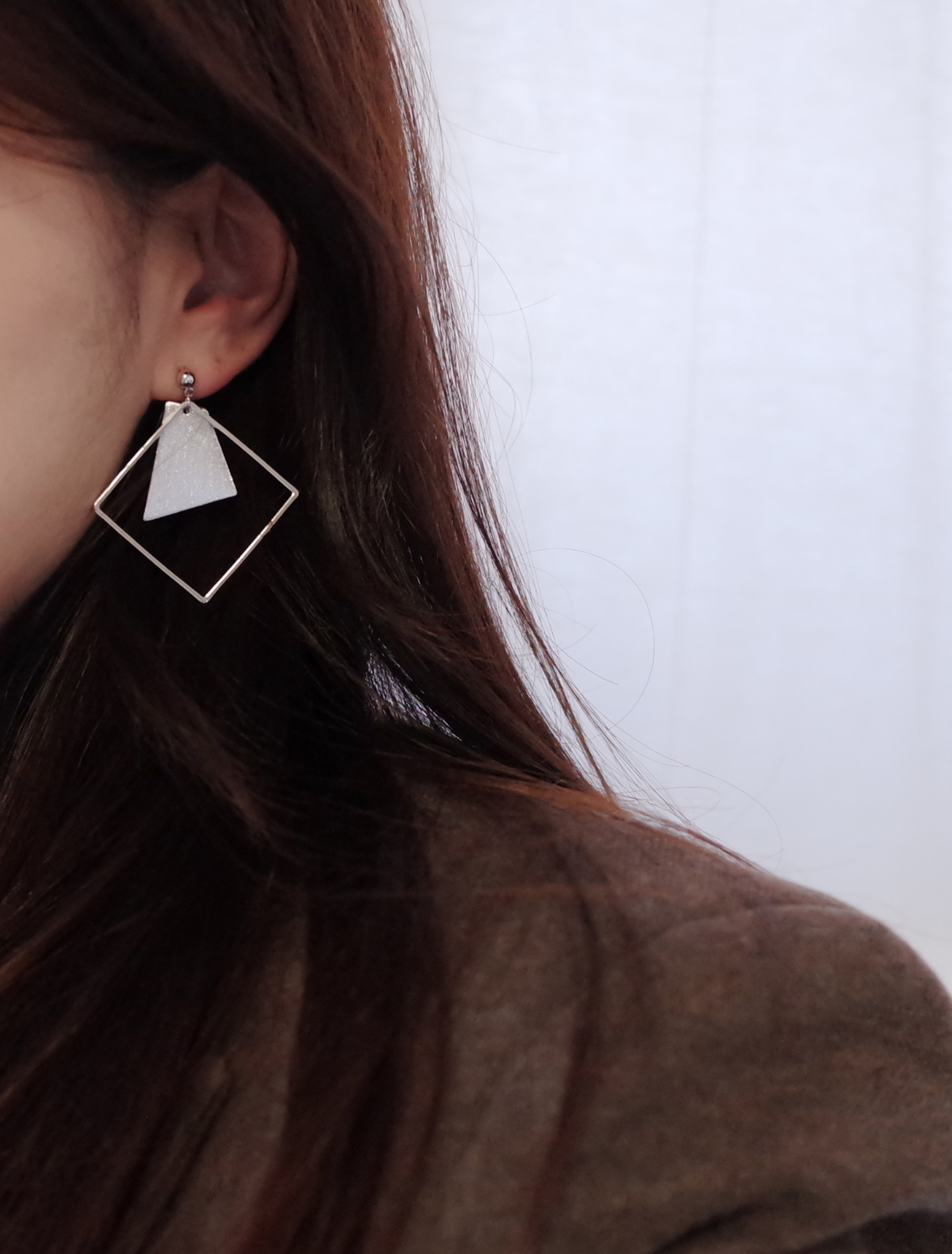 Square frame sculpture Metal drop earrings Stylish