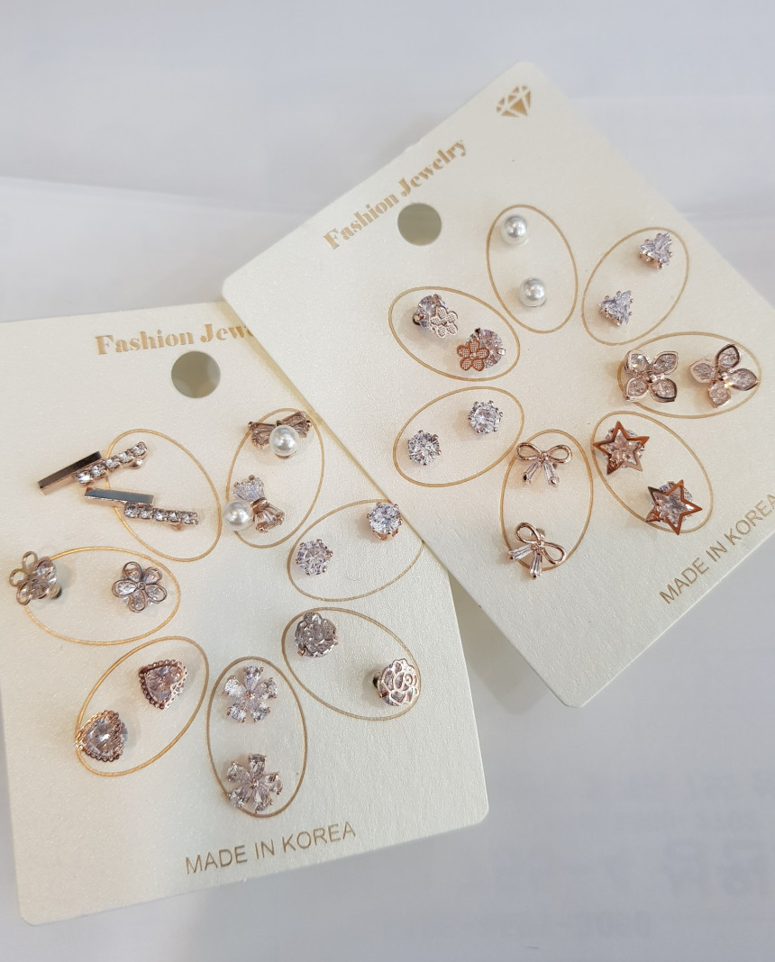 <b><p>Titanium needle 12 species 6 sets elaborate</p></b><b><p>チタン針 12種 6セット 洗練された 私マージン イヤリング カジュアルな 少女の感性</p></b><br /><br /><p align='center'>