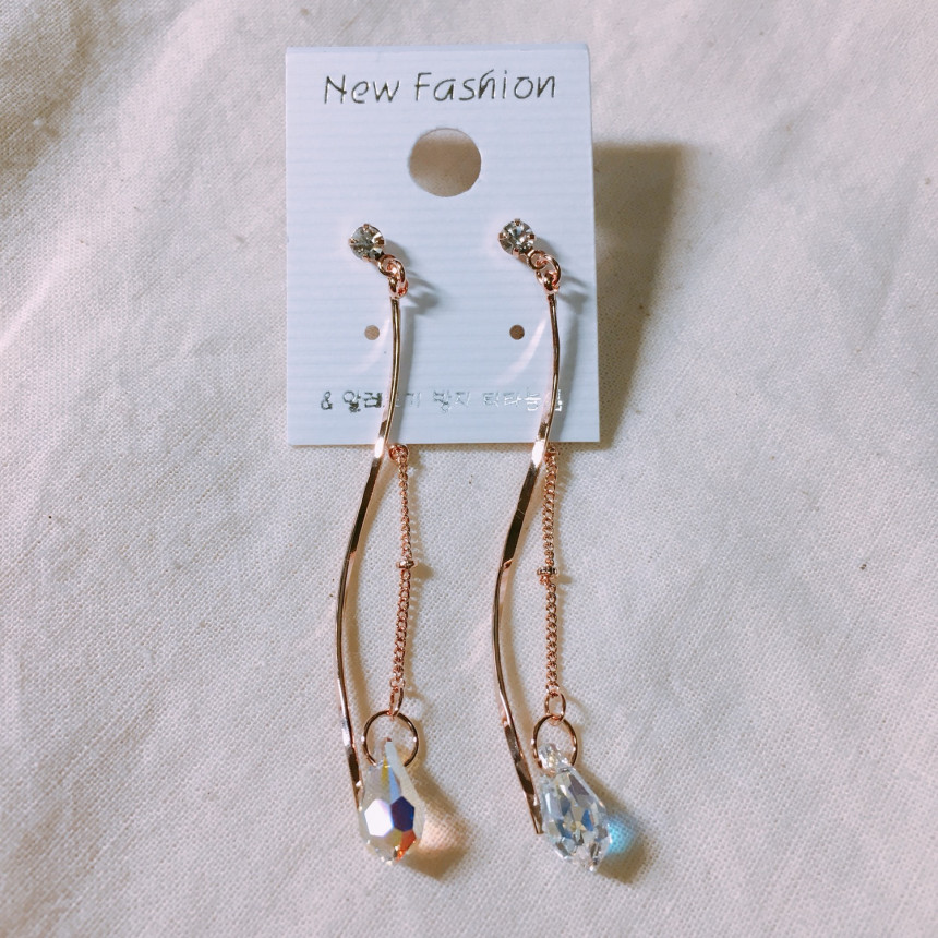 Lucera Luna earrings LKJ0950 Cody Feminine Edge ch