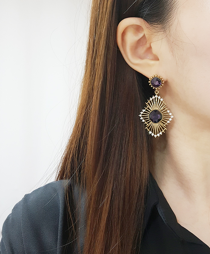 Dolce Purple Vintage Earrings Retrofit Look-a-fash