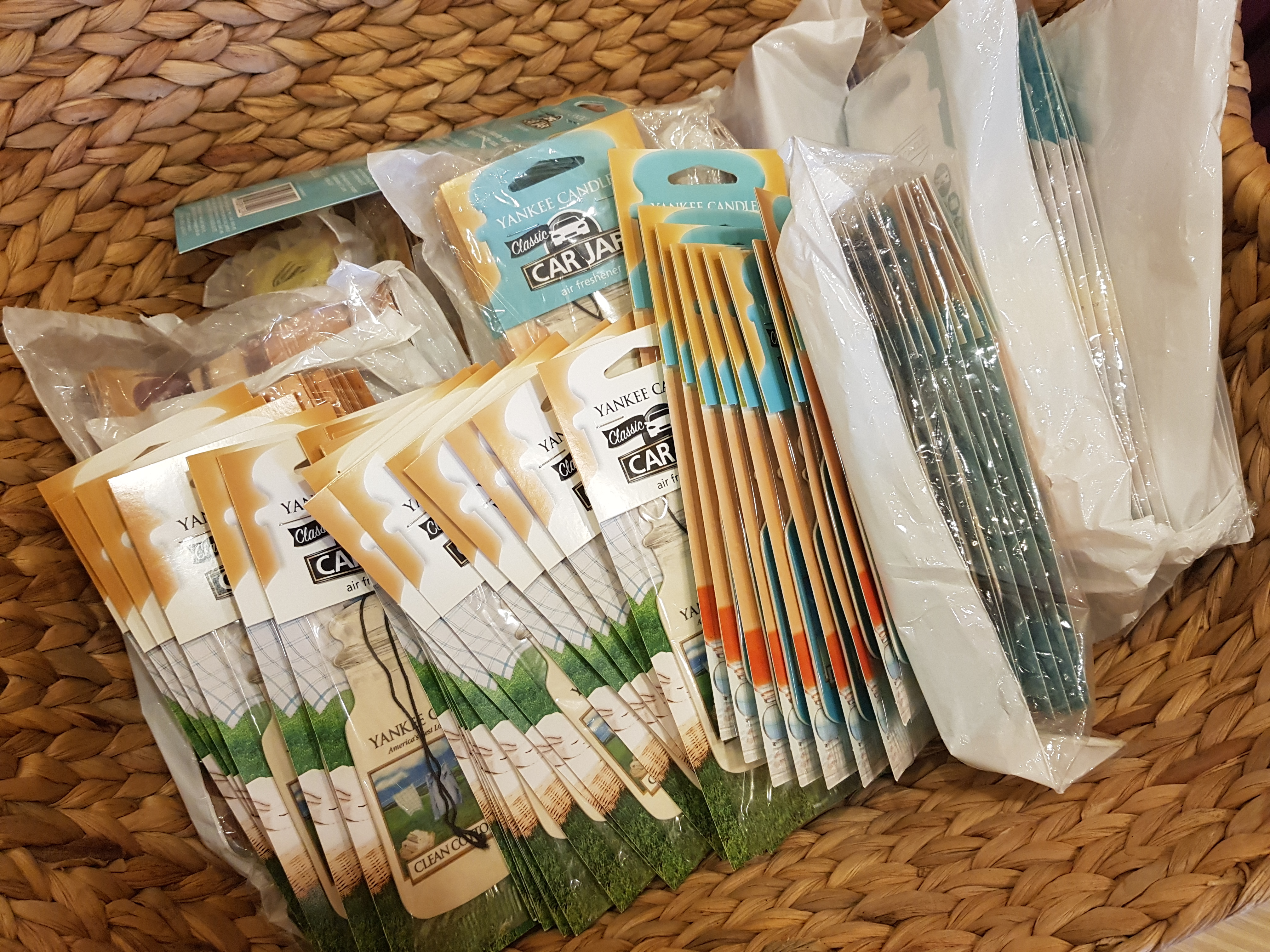 Yankee Candle Car Air Freshener Kaza Paper Paper H