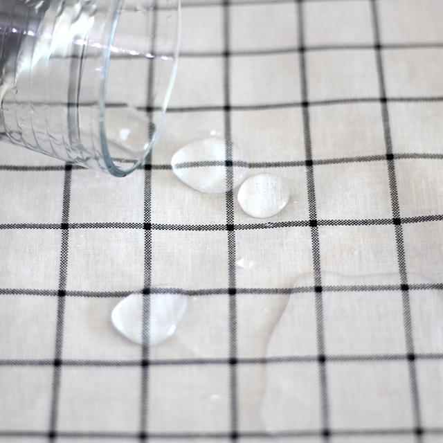 북유럽 체크 방수 식탁보 테이블보 캠핑 홈카페 백일 돌상 교회 95X110cm