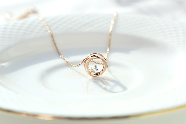 Luxury Circle Cubic Necklace Anniversary Gift Girl