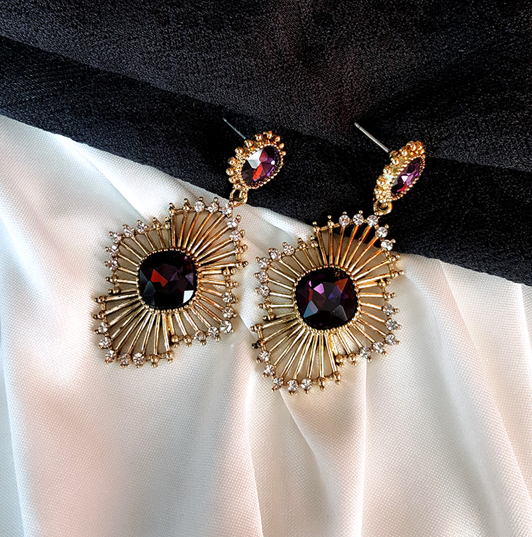 Dolce Purple Vintage Earrings Retrofit Look-a-fash