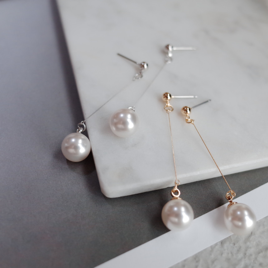 NO.56 Simple Swarovski Earrings Stylish Chic Uniqu